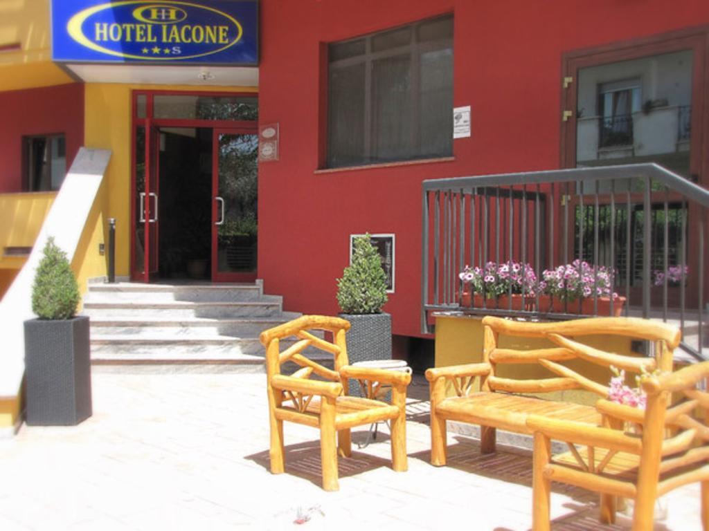 Hotel Iacone Chieti Exterior foto